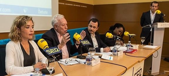 García Margallo y López Milla ponen la tensión en el debate de la provincia