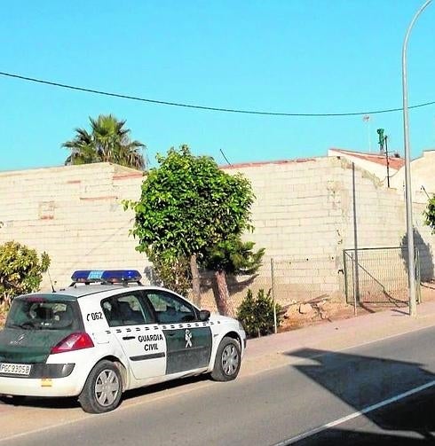 Investigan en el entorno de la anciana de San Fulgencio para confirmar si fue asesinada