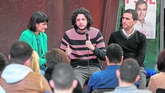 Una encuesta propia da 3 diputados al PSOE y consolida al partido como segunda fuerza