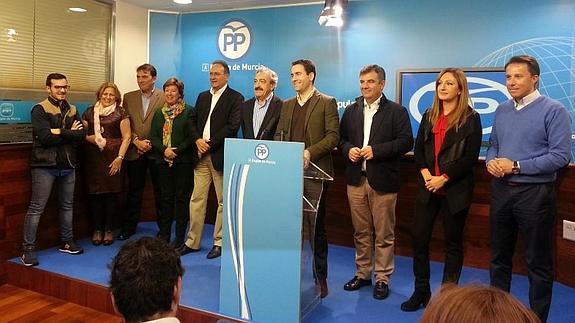 El PP llama a la cordura y dice que la democracia «no necesita gente con calculadoras»