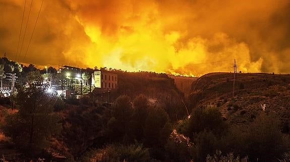 AGOSTO. El fuego afecta al Cañón de Almadenes