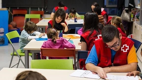 Cruz Roja recoge juguetes para más de 1.700 niños de la provincia de Alicante