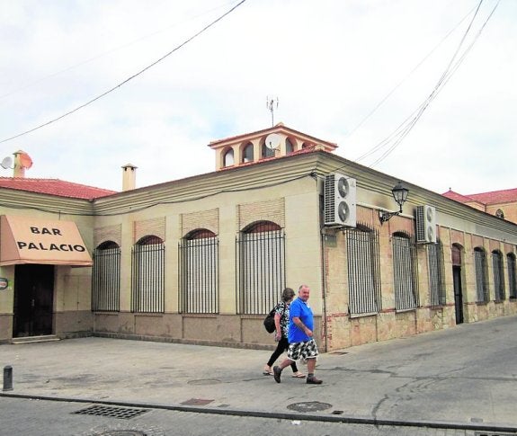 El Consistorio remodelará el vetusto centro social con ayuda de la Diputación