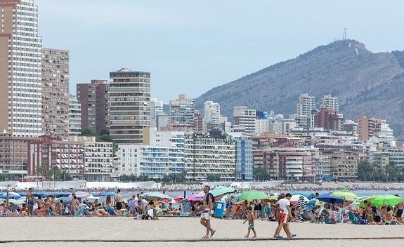 El Consell no descarta la tasa turística si Madrid mantiene el modelo de financiación