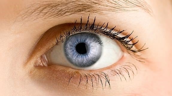 Cambiarse el color de los ojos ya es una relidad