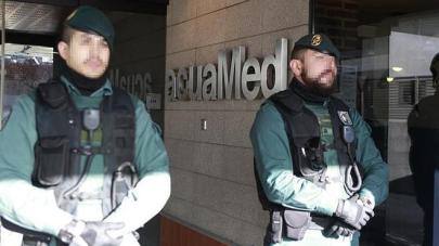 Trece arrestos, uno de ellos en Alicante, por fraude de contratos en Acuamed