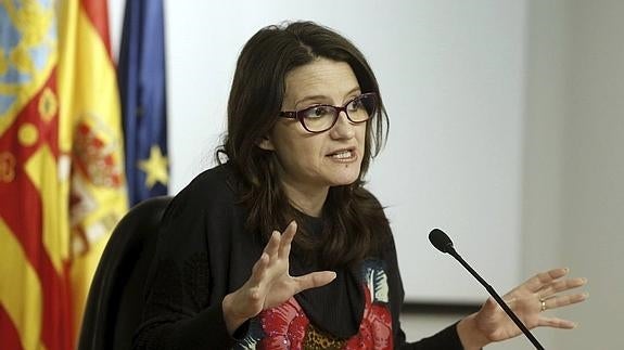 Oltra dice que su «segunda opción» es un grupo de todas las alianzas de Podemos