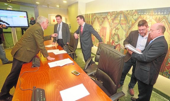 C's votará a favor de los Presupuestos entre críticas al PP por manipulación