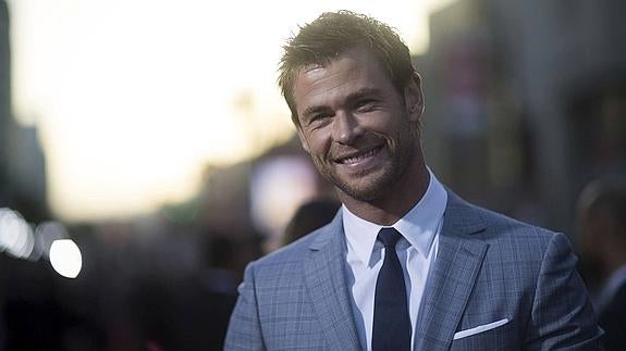 Chris Hemsworth habla de la relación de su hermano con Liam y Miley Cyrus