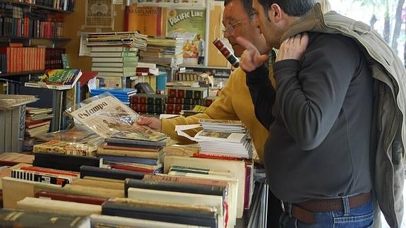 Alicante organizará la primera Feria del Libro en Valenciano