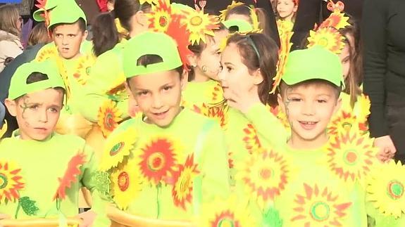 Explosión de color y música en Cabezo de Torres