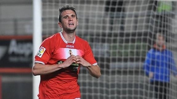 Kike García: «El Eibar me permitirá cumplir mi sueño de jugar en Primera»