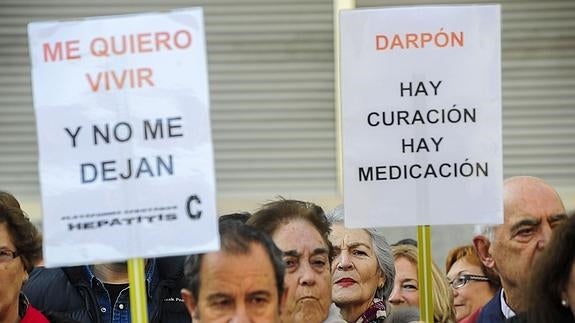 Denuncian que los nuevos fármacos no llegan a enfermos murcianos con Hepatitis C avanzada