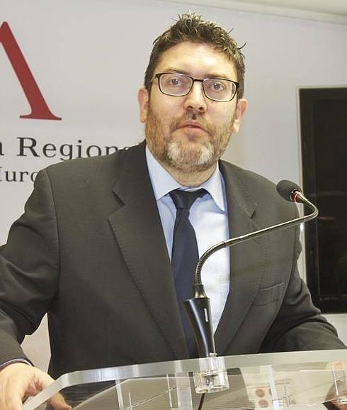 C's lamenta la falta de respuesta de Valcárcel a las preguntas fundamentales sobre Escombreras