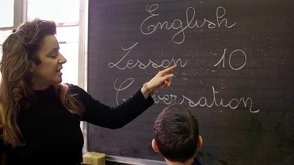 Les Corts rechaza una comisión sobre el plurilingüismo en los centros escolares