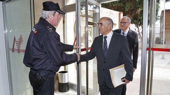 «Es evidente que la desaladora no es un buen negocio»