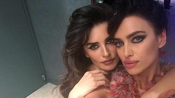 Irina Shayk bate su récord en Instagram gracias a Penélope Cruz