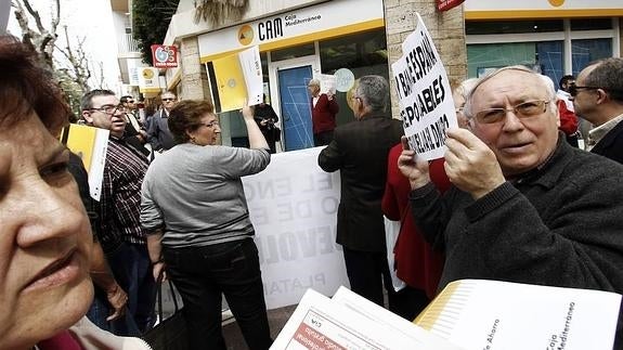 La Audiencia Nacional junta en una pieza la gestión de la CAM y las cuotas