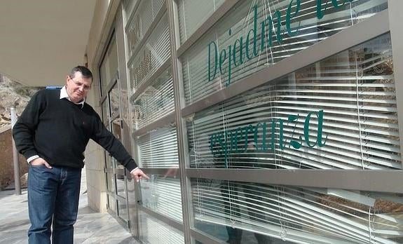 Larrabide denuncia nuevos destrozos en la sede de la fundación hernandiana