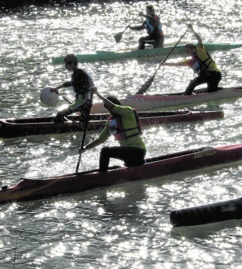 Esplendor de las piraguas en el Segura