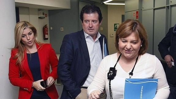 Císcar afirma que «solo el PP está con el campo alicantino»