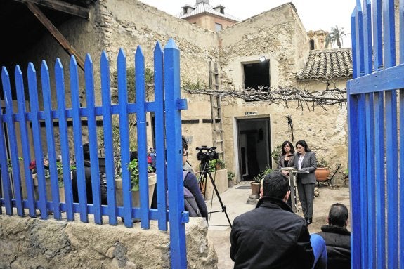 El Ayuntamiento aborda un plan de choque para acondicionar el Rincón Hernandiano
