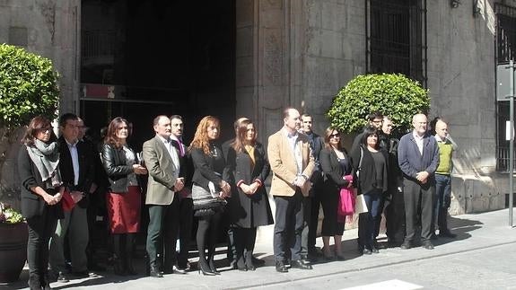 Minuto de silencio en recuerdo de las víctimas del 11-M