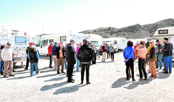 Abre la primera área de autocaravanas del Valle