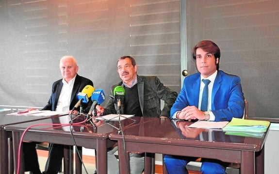 La Unión de Asociaciones nace para ayudar en los trámites a los colectivos