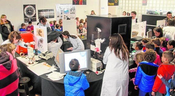 Más de 1.200 personas visitan el Instituto de Neurociencias