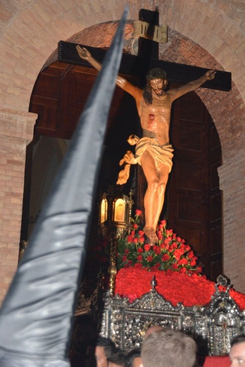 Crucificado y Piedad