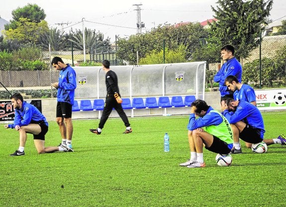 El Orihuela no puede pinchar