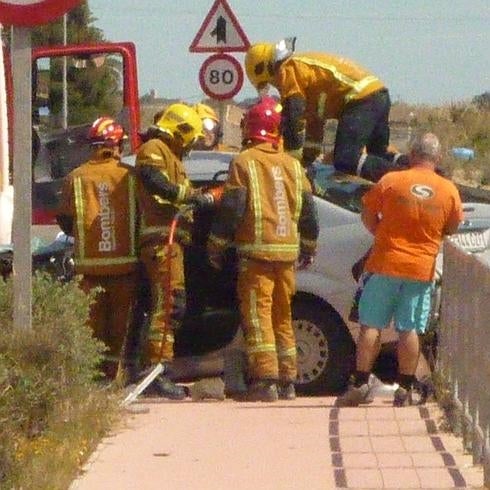 Un fallecido en la colisión de dos vehículos en San Fulgencio