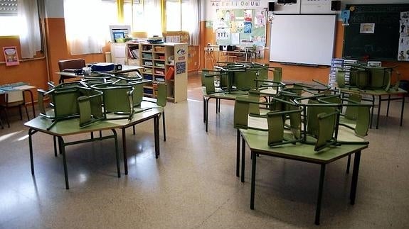 Elche aumenta un 10 % el presupuesto para la limpieza en colegios