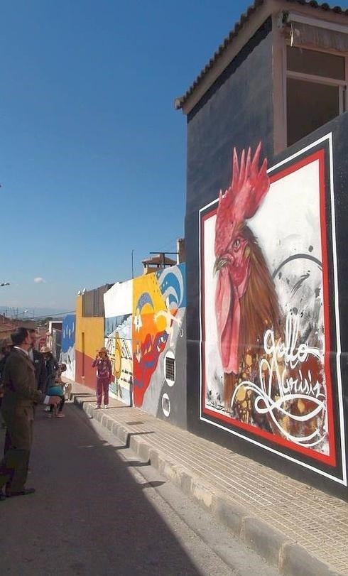 Murales en tributo al poeta Cabrero