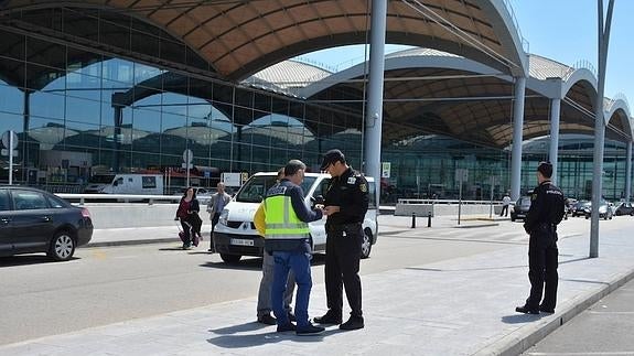 Detenidas 50 personas en el aeropuerto de El Altet en el primer trimestre