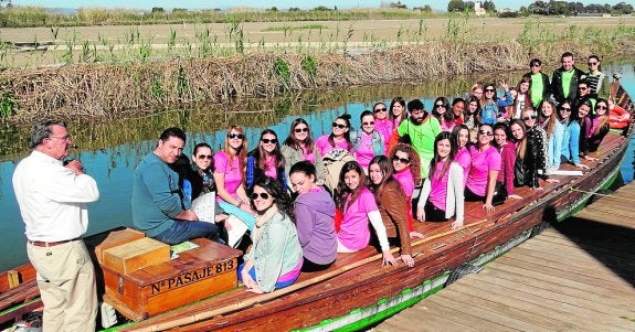 Conviviencia de las Reinas y Damas de UFECE