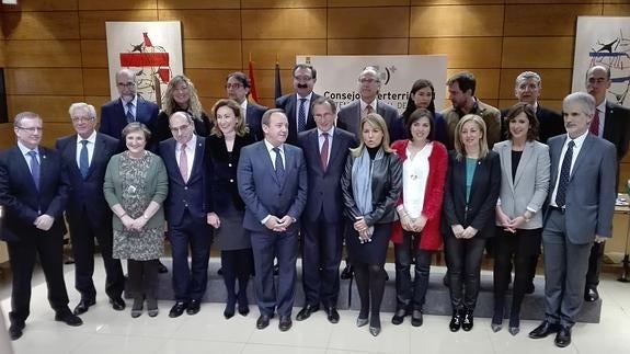 El cómputo de la hepatitis C en el déficit se cuela en el Consejo de Salud