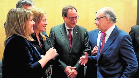 Montoro anuncia una reunión bilateral para pactar con el Consell qué recortar