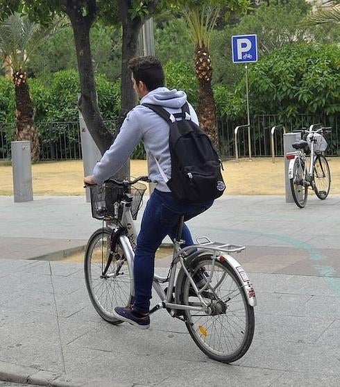 Movilidad modificará el diseño del carril bici por seguridad