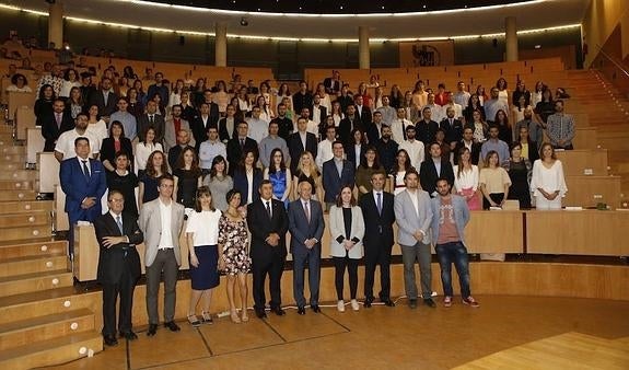 La UMH entrega sus premios '5 estrellas'
