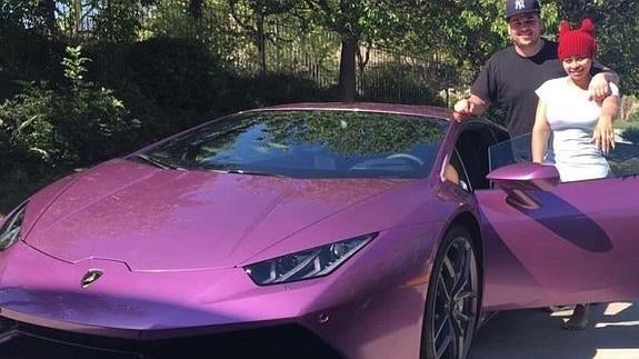 Kylie Jenner se enfada con Rob Kardashian por regalarle un Lamborghini a Black Cynha