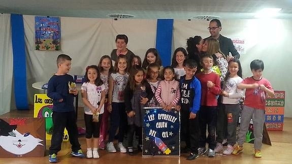 El tercer Concurso Escolar de Cuento Gigante