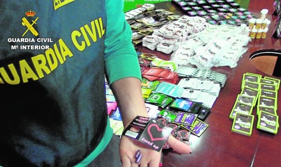 Más de 50 detenidos en el mayor golpe de la Guardia Civil a las drogas de diseño