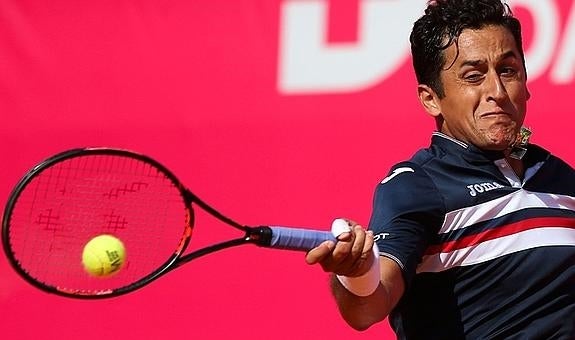 Almagro pasa a cuartos de final en Estoril