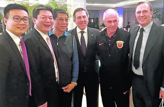 Monje Carrillo nombra a Genbao vicepresidente de la Federación