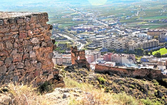 Patrimonio difundirá entre escolares el valor que tienen las ruinas del Castillo