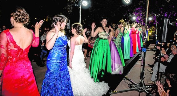 Presentación de las candidatas a reinas festeras