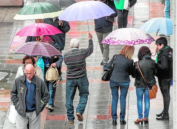 Una intensa tormenta hace que las temperaturas caigan 11 grados en Alcoy