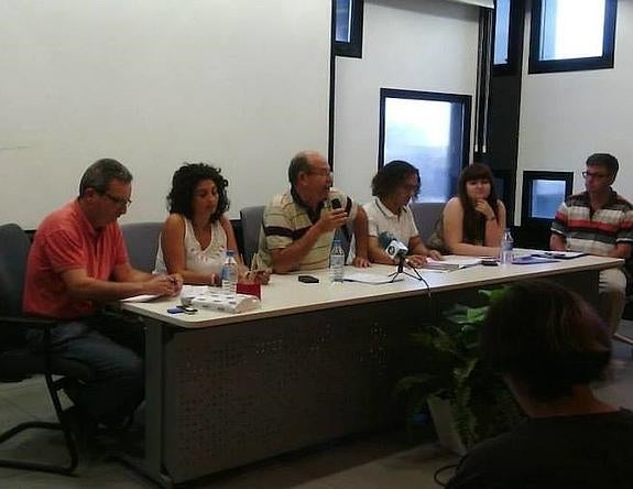 Vecinos por el Pilar baraja retirar su apoyo al PSOE por incumplir su pacto